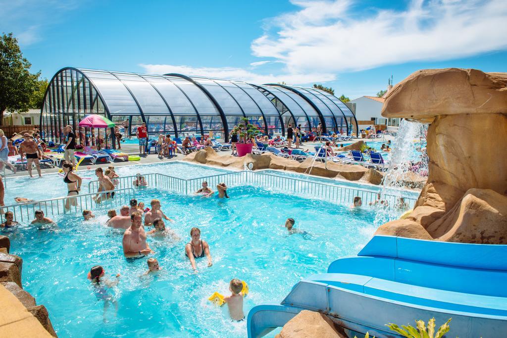 Quest En France Holidays - Mobile Home At Jard Sur Mer Bagian luar foto