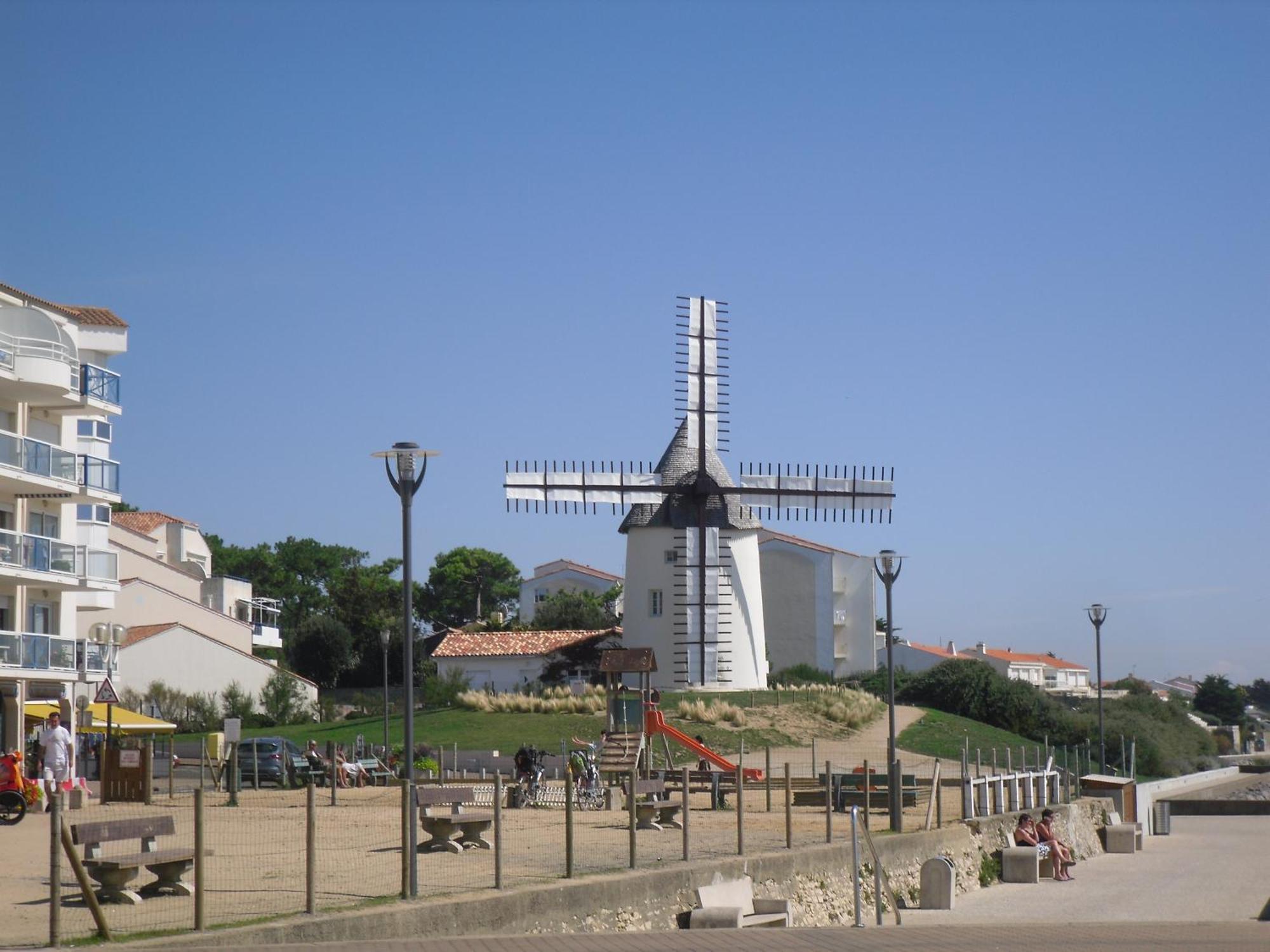Quest En France Holidays - Mobile Home At Jard Sur Mer Bagian luar foto